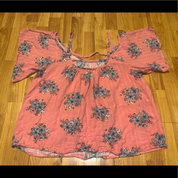 Torrid Off The Shoulder Blouse - Picture 2 of 4